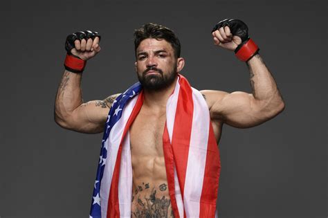 Midnight Mania Mike Perry Still Has 20 ‘last Minute’ Pounds To Cut