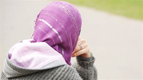 Muslimisches Mädchen Mit Kopftuch Bz Berlin