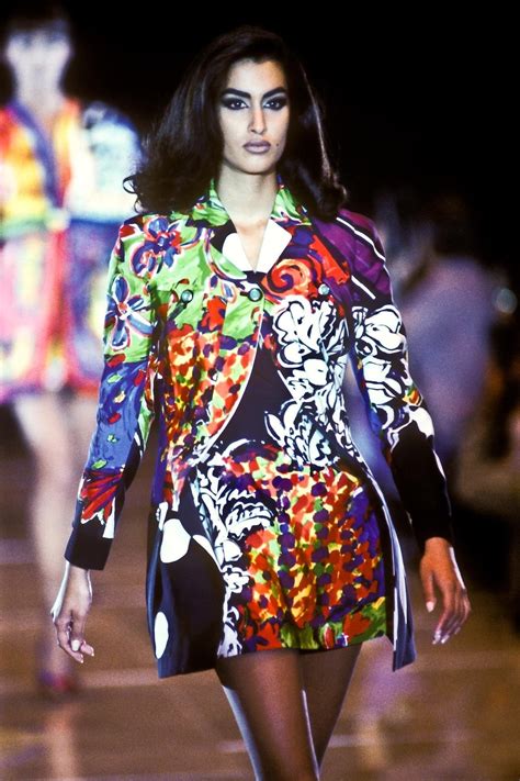 Gianni Versace Rtw Spring Summer 1991 Catwalk Fashion 90s Fashion
