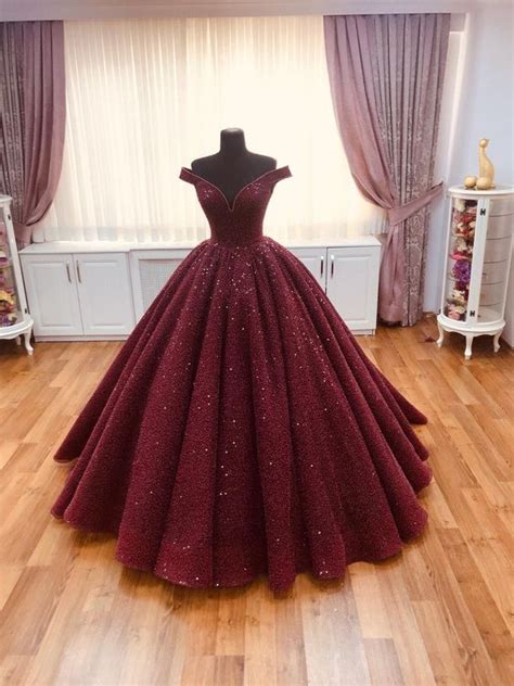 Vestidos De 15 Años Elegantes Los Mejores Diseños Del 2021 2022