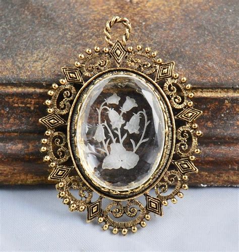 Vintage Cameo Reversed Carved Cameo Necklace 1970s Engraved | Etsy | Vintage cameo, Cameo 