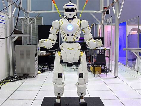 Nasa Unveils A New Humanoid Super Robot Business Insider