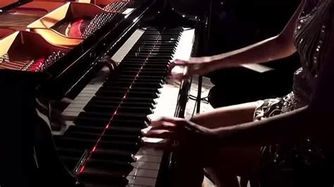 ladyva s epic boogie woogie piano performance at the international boogie nights uster