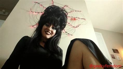 Elvira Mistress Of The Dark Collection Geeky Femdom