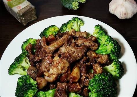 Nasi goreng pattaya (asal thailand): Resep 🥦 Tumis Brokoli Siram Daging sapi Goreng 🥦 oleh Atik Efendy - Cookpad
