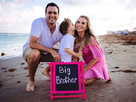 Celebrity Houston TV meteorologist announces she's pregnant