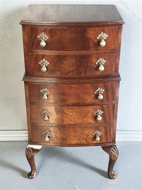 Antique Mahogany Chest Of Drawersbedside Chest Antiques Atlas