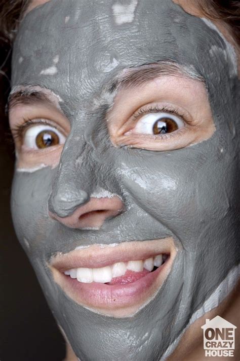 Great Mud Mask To Naturally Remove Toxins From Your Skin And Reduce The