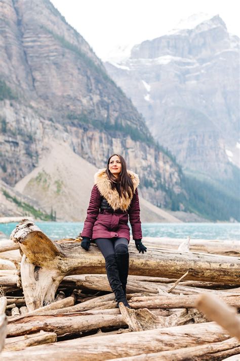 A Comprehensive Guide To Visiting Moraine Lake In September Moraine