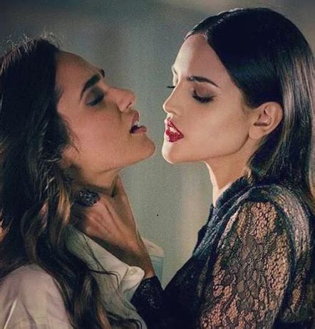 Alicia Sanz And Eiza Gonzalez In From Dusk Till Dawn Season Eiza Gonzalez Bad Girl