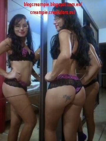 Sexy Latinas Selfies