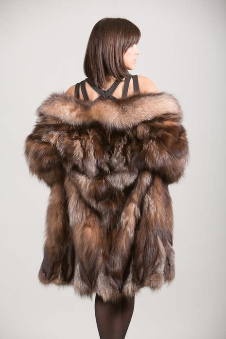 Crystal Fox Fur Coat Skandinavik Fur