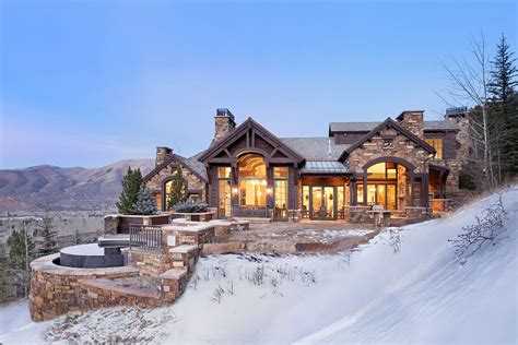 A Warm And Sophisticated Ski Home On The Slopes Of Aspen Highlands