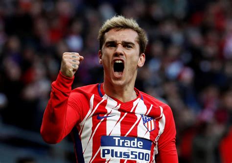 Champion du monde ⭐⭐ et parrain de l'association un rien c'est tout. Manchester United and Barcelona target Antoine Griezmann ...