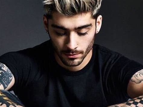 Malik isminin anlamı, beş farklı şekilde tanımlanmıştır. Zayn Malik sings his first Hindi song for Bollywood movie ...