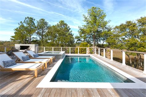 15 Spectacular Contemporary Swimming Pool Designs That