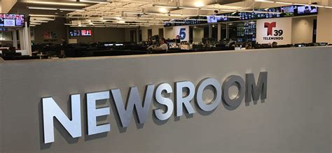 Tv Newsroom To Classroom What One Prof Learned At His Summer Internship