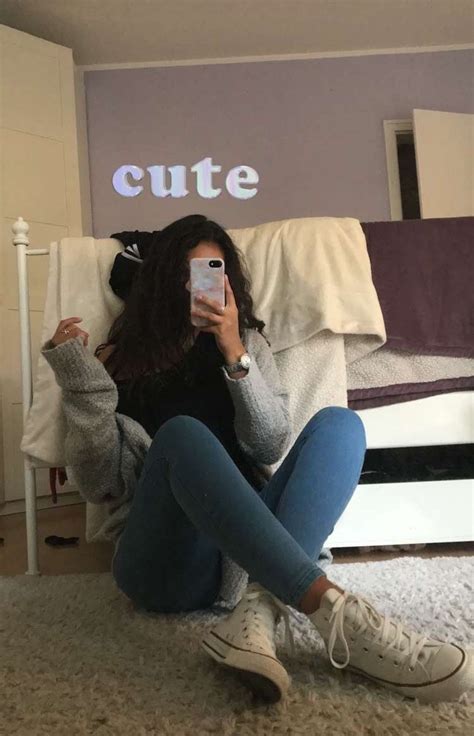 Sep 21, 2020 · to flirt using snapchat, send a snap that's relevant to you and the person you're flirting with, whether it's an inside joke, a favorite pet, or a song you both love, so you can share something you both enjoy. //@feelings | Selfie poses instagram, Mirror selfie poses, Selfie ideas instagram