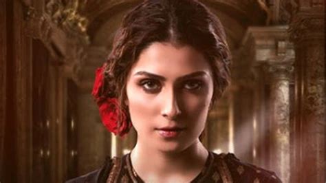 Ayeza Khan Is An Unhappy Bride In New Drama Yaariyan Culture Images