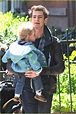 Emma Stone: Baby Duty with Andrew Garfield!: Photo 2654311 | Andrew ...