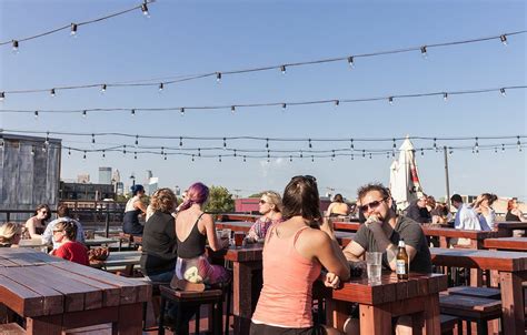 Where to eat, drink, and shop in the Uptown neighborhood of Minneapolis