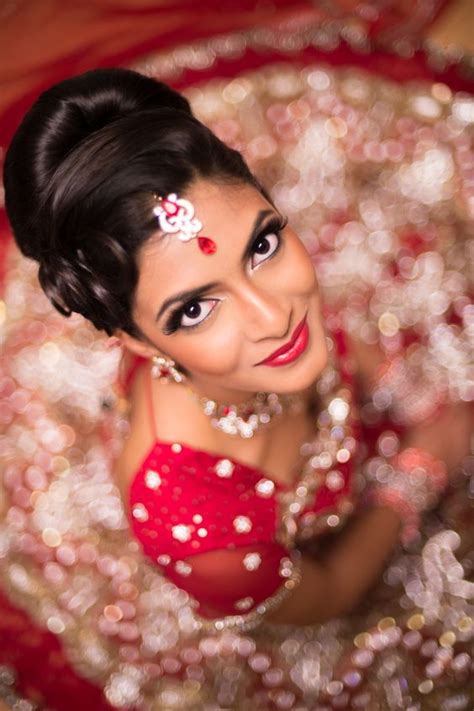 How To Pose For Indian Bridal Photo Shoot Candy Crow
