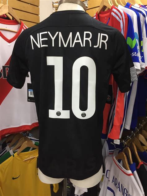 El psg está interesado en el tucu correa. Camiseta Psg 2017/18 Negra Neymar Jr 10. Original. Línea 1 ...
