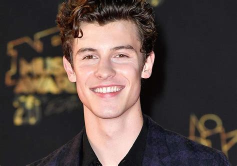 The latest tweets from @shawnmendes Shawn Mendes Wiki, Bio, Age, Girl Friend, Height, Weight ...
