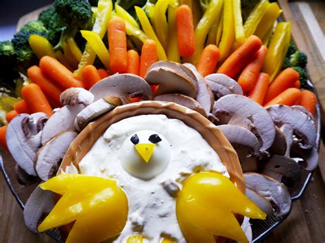 Veggie Turkey Platter And Dip