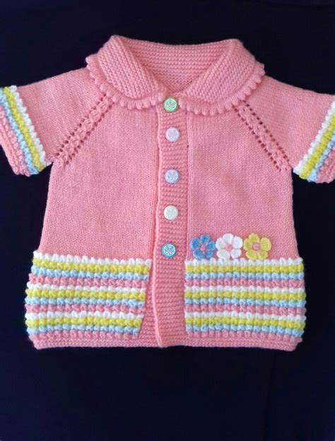 Kız bebek yelek modeli süsleme sanatı Bebek yelek Baby knitting