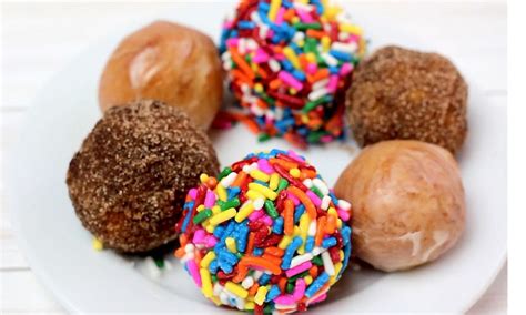 Diy Donut Holes 3 Ways Recipe With Video Tipbuzz