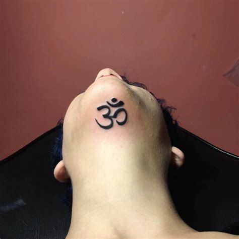 This design is pretty cute. Hindu Letter Tattoo Under Chin | Best Tattoo Ideas Gallery
