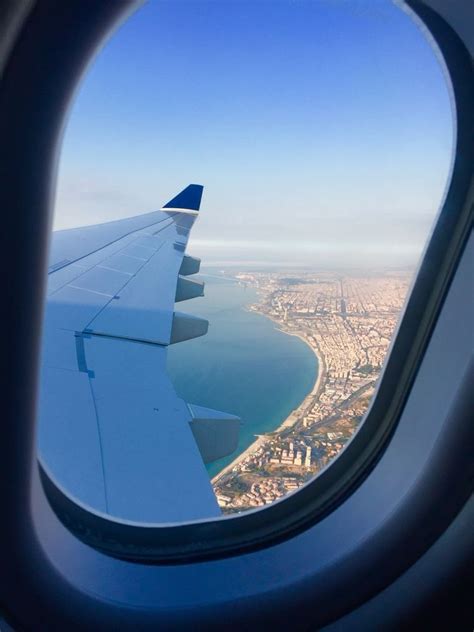 pin de pao ccama sara en travel ventanilla de avión viajes fotos aeropuerto fotos