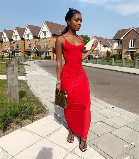 Pin By Caineandjada On Red T H I N G S ️ Prom Dress Inspiration
