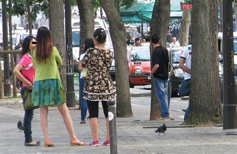 中国人売春婦 パリで増加 平均年齢は42歳 ∑￣ﾛ￣ｵｶﾝ 魔空間にゅーす