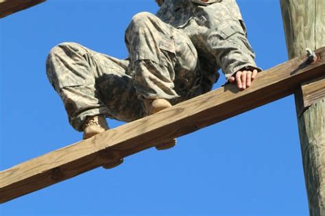 Air Assault Day One Obstacle Course Article The United States Army