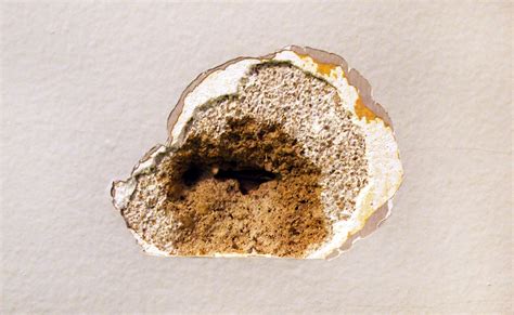 How to fill a hole in the wall diy. How To Fill A Hole In The Wall - Plastering For Beginners