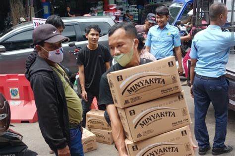 Pemkot Surabaya Distribusikan 23 904 Liter Minyakita Ke 8 Pasar