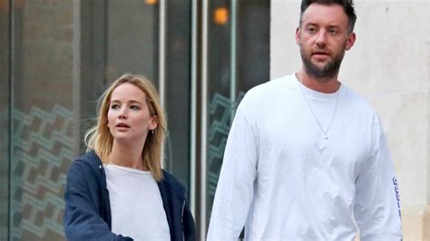 OMG Jennifer Lawrence Is Pregnant Expecting First Baby With Husband