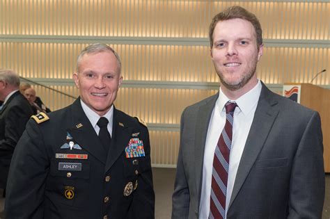 defense intelligence agency director focuses on leadership public service at 2019 insa