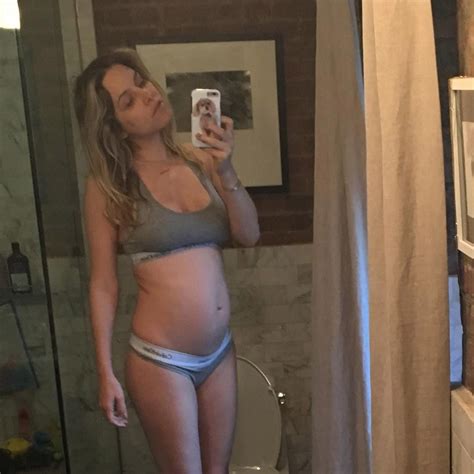 Jenny Mollen Naked Baby Bump Photos