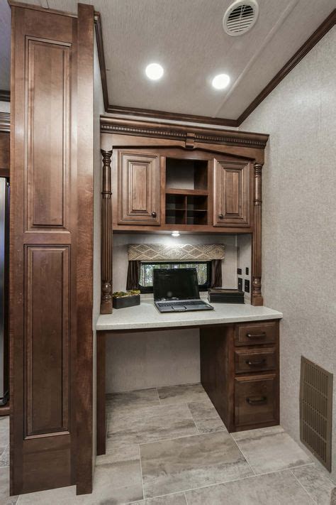 Office Space In The 2018 Bighorn 3871fbo Full Time 5th Wheel Rv