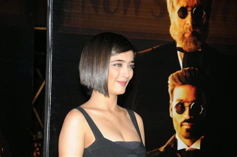 Akshara Haasan Black Dress Stills At Shamitabh Movie Second Trailer Launch