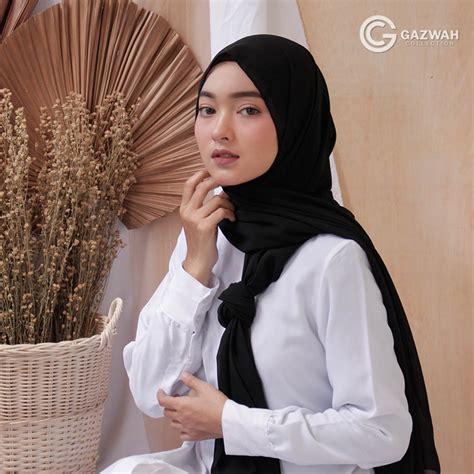 Jilbab Pashmina Mazaya Basic Kerudung Pashmina Gazwah Collection