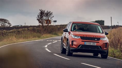 Land Rover Discovery Sport Suv Mpg Running Costs And Co2 2020 Review