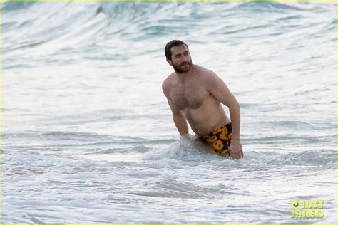 Jake Gyllenhaal Is Shirtless On The Beach To Cheer You Up Today Photo