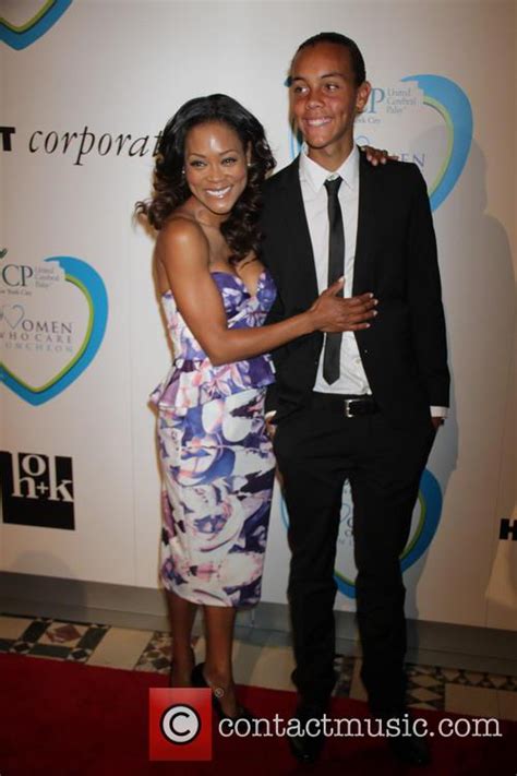 Robin Givens And Son William 14th Annual Women Who Care Awards