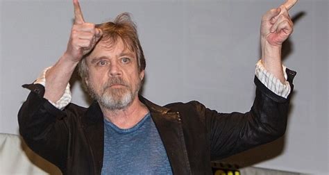 Mark hamill is known for his role as luke skywalker in the star wars movies. Mark Hamill Weight Loss: "Actor" had to diet to play Luke ...
