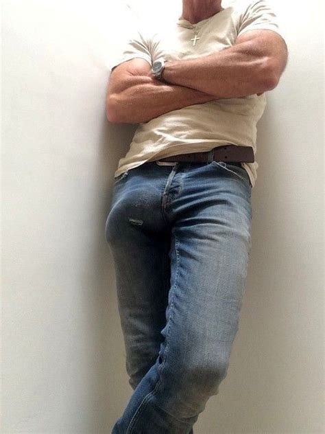 Pin By Mdr On Bulges Men In Tight Pants Skinny Jeans