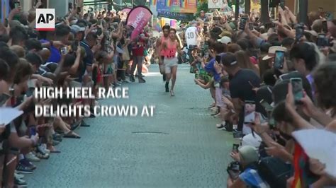high heel race delights crowd at madrid pride youtube